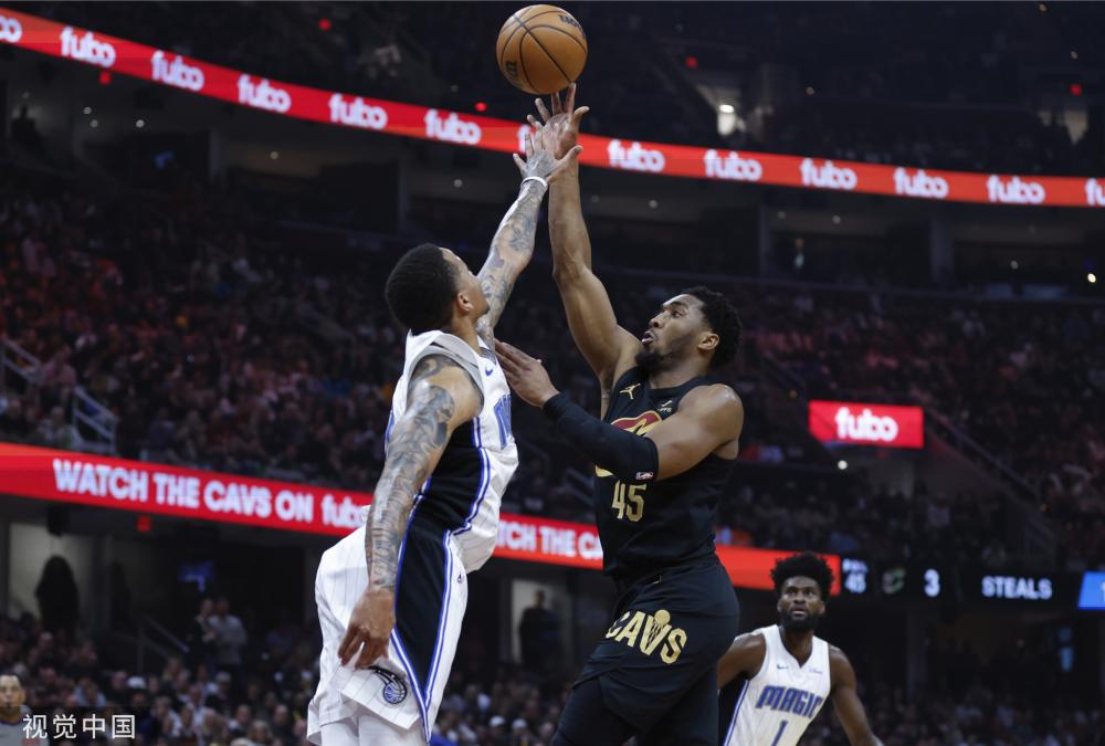 露两大联赛 露两大联赛