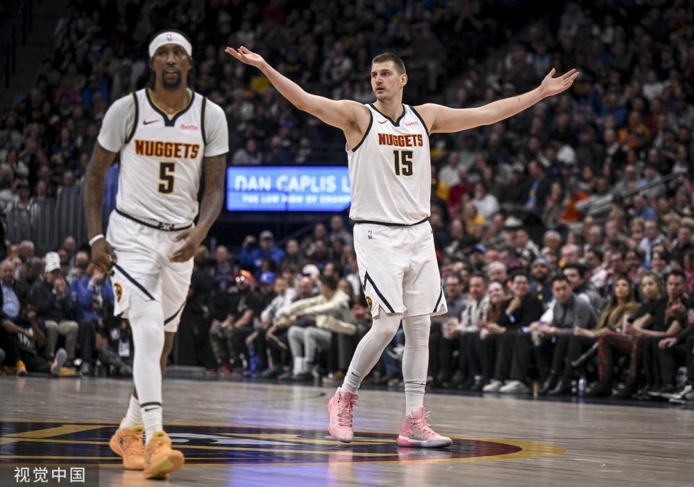 中的表现 中的表现